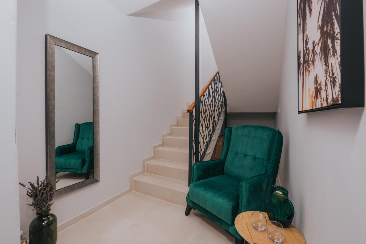 Apartments Virgine Maria I Baska  Exterior photo