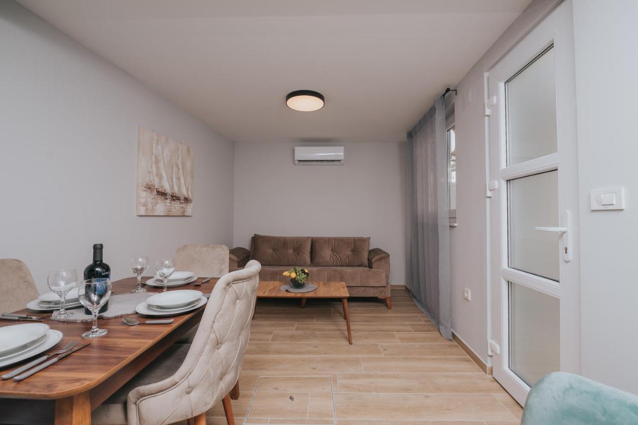 Apartments Virgine Maria I Baska  Exterior photo