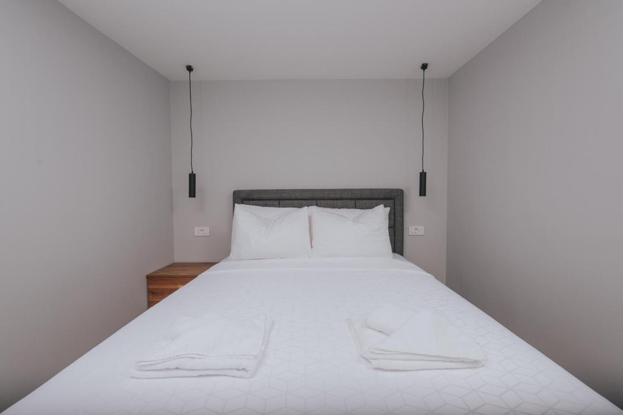 Apartments Virgine Maria I Baska  Exterior photo
